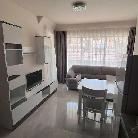 и студиа алекса And Alexa Apartament Sozopol